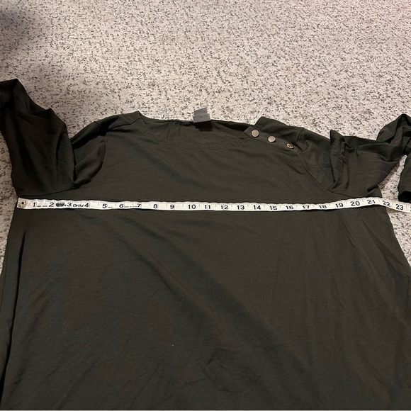 Chico’s Dark Green Touch of Cool Hardware Tunic Size XL - Picture 11 of 13